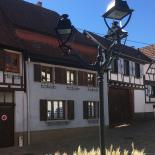 Vhm Eclairage - Ebersmunster - Mât tradition Alsace, bouquet Dor"a", Lanterne Airlie