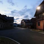 Vhm Eclairage - Ebersheim - Ensemble mât contemporain Bali, bouquet contemporain Eridan, luminaire contemporain Bhoot petit et Bhoot grand modèle