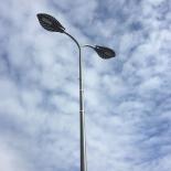 Vhm Eclairage - Ungersheim - Ensemble mât contemporain Féroé, crosse Sargas, 2 bras, 2 feux, luminaire Bhoot grand modèle