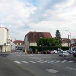 Vhm Eclairage - Etupes - Ensemble mât contemporain Féroé, bouquet contemporain Fidis, Luminaire contemporain twister