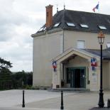 Vhm Eclairage - Chemille - Ensemble mât tradition Dor, luminaire tradition Trianon